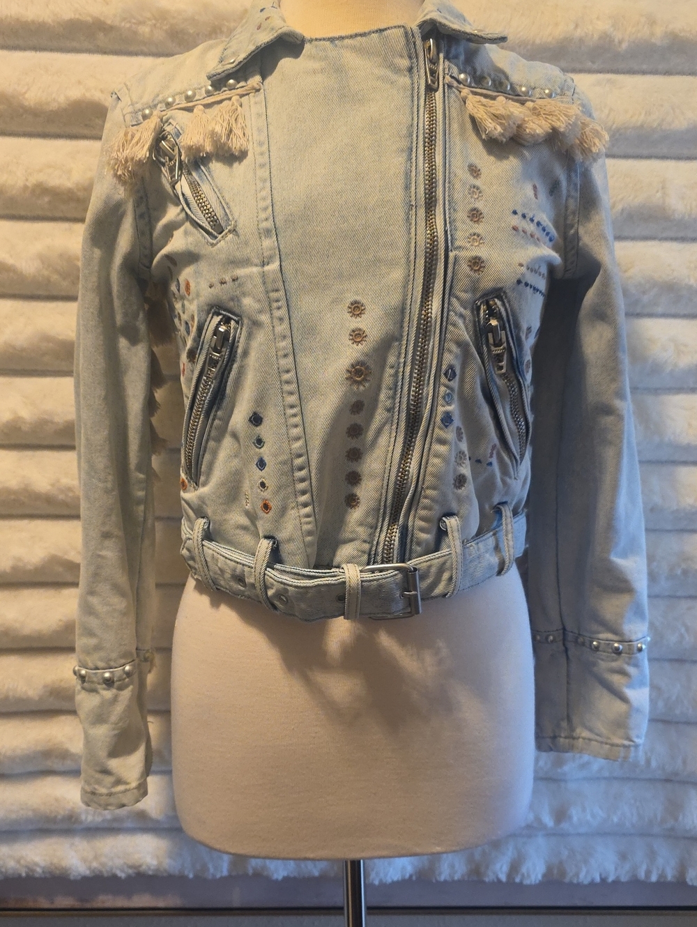 Blank NYC Light Blue Embellished Denim Jean Jacket Size Sm